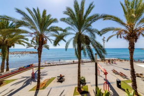 Apartment Finlandia only 120m form the sea